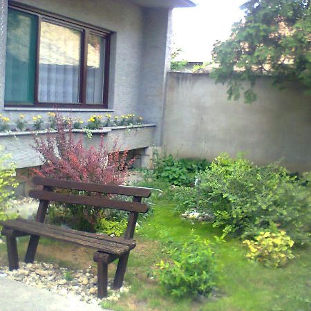Domacinstvo Opavski Backi Petrovac Exterior photo